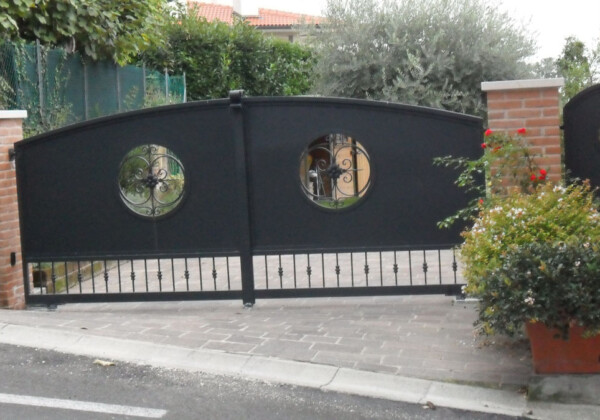 cancelli-classici-12-recinzioni-montegrappa